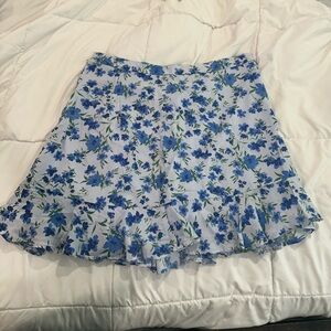 Gianni Bini Floral Blue and White Skirt